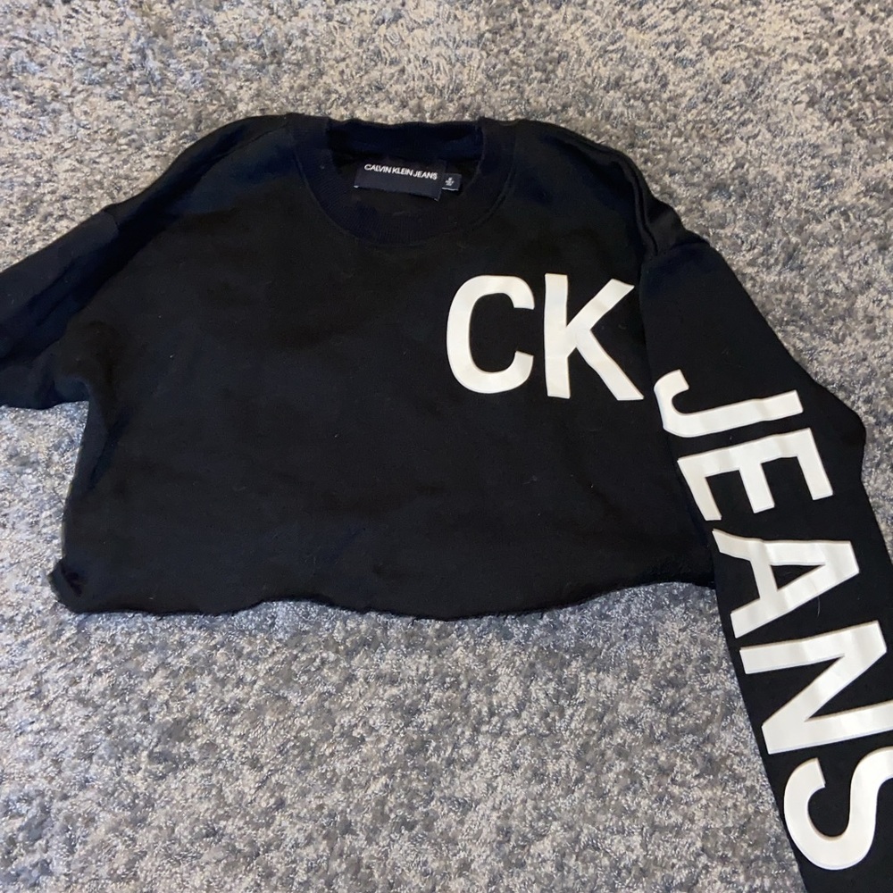 Crop crew neck